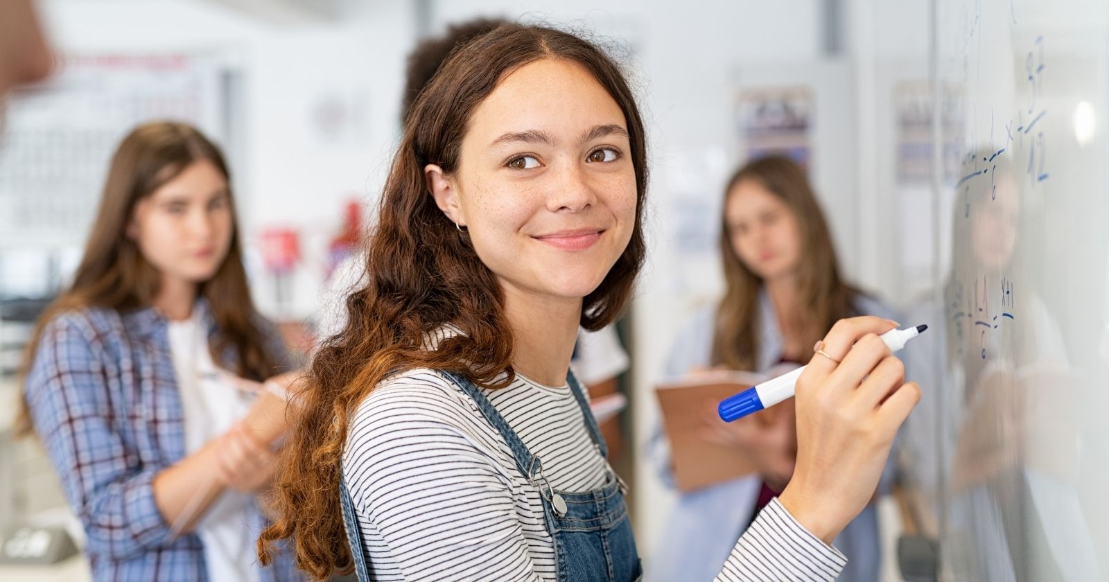 Professionals are concerned about the lack of girls in science courses