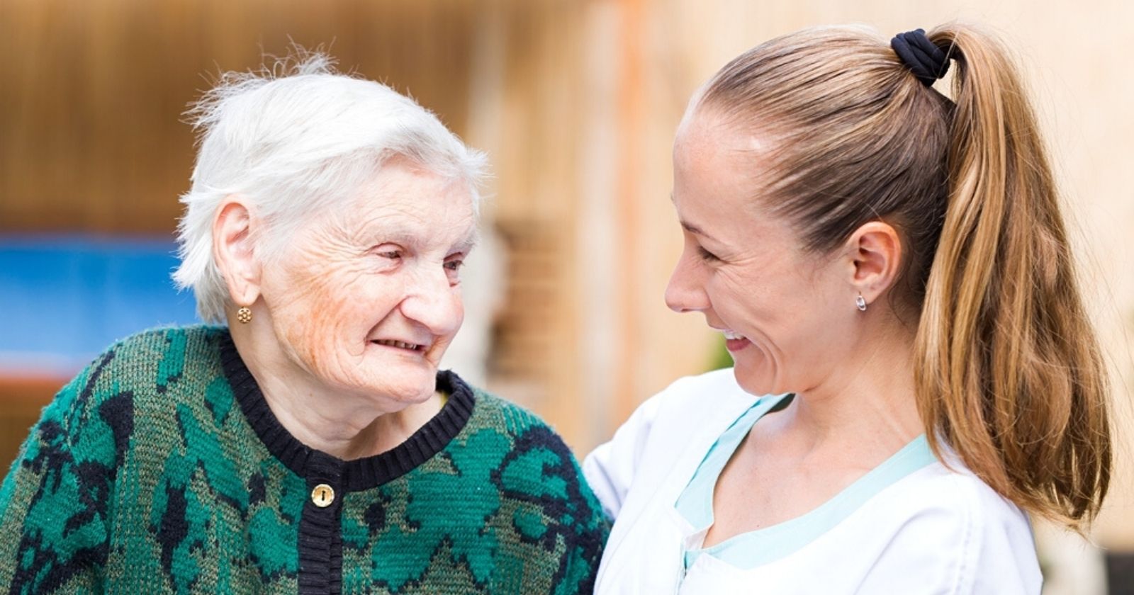 "Let's stop mistreating the old": an association formulates 44 proposals to change nursing homes