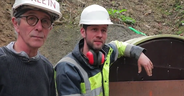  VIDEO.  In Calvados, a father and his son build their own hydroelectric power station

