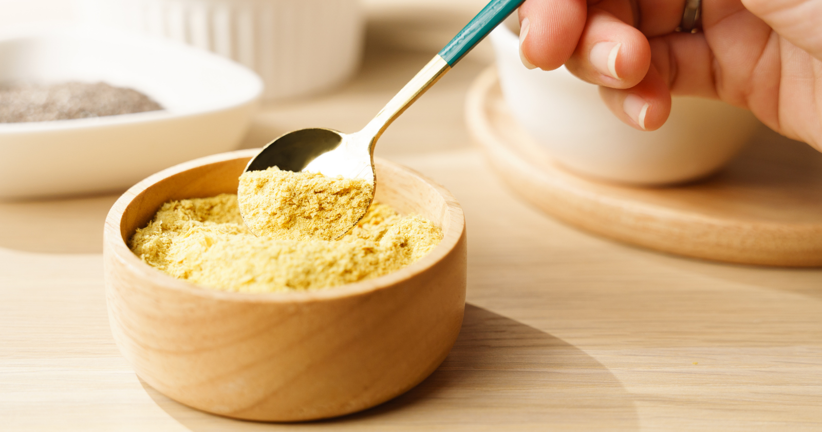 Why is nutritional yeast the ally of vegetarian diets?  We explain it to you.