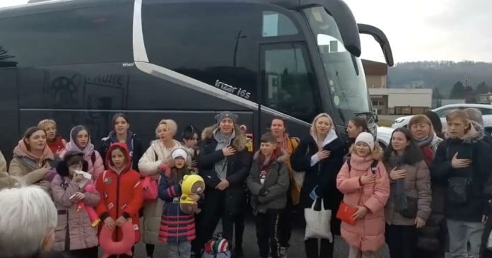 Rhône: 52 Ukrainian mothers and children welcomed thanks to spontaneous mobilization of families

