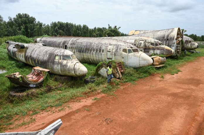 Ivory Coast: This crazy project aims to rehabilitate old planes into tourist attractions

