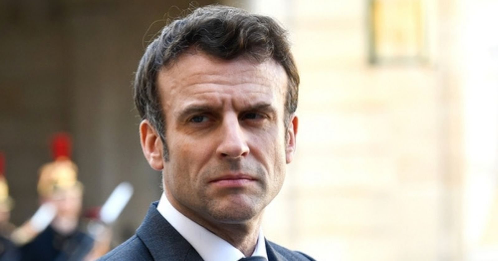 No, GHG emissions haven't fallen twice as fast under Macron's mandate