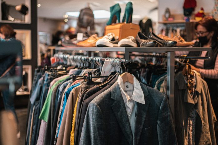 Three actions to reduce the impact of your wardrobe on the planet

