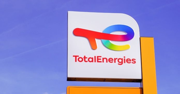 TotalEnergies: 11 Shareholders Ask Oil Group To Respect Paris Agreement

