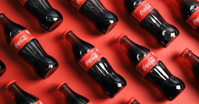 Coca-Cola, Fanta, Sprite: a unique glass bottle to generalize the deposit in bars


