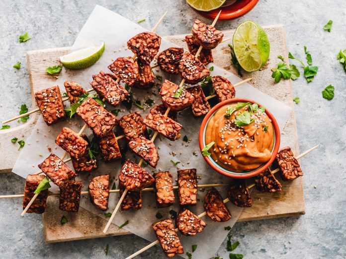 Do you know tempeh, this plant-based alternative to fish meat?

