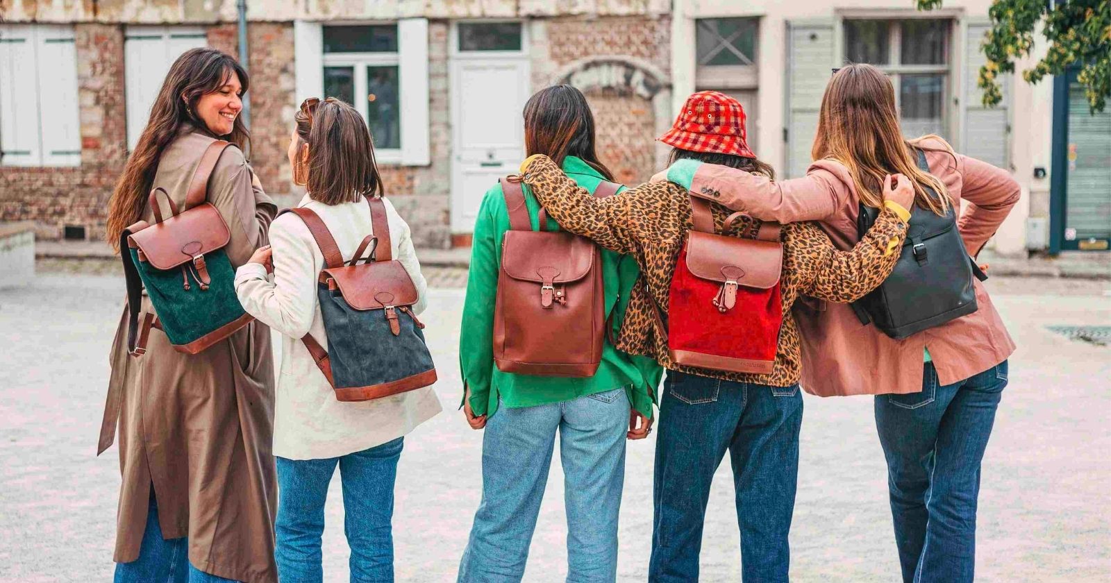 Ethical, artisanal and resistant: discover LEO, the new urban backpack from Pachamama