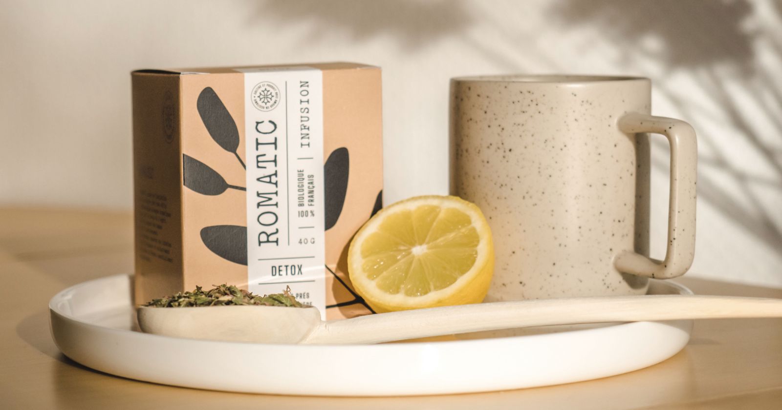 With its 100% French organic infusions, ROMATIC reveals the taste and benefits of plants