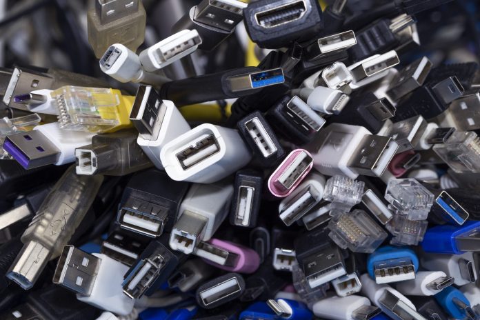 Smartphones: the EU will charge one charger from 2024

