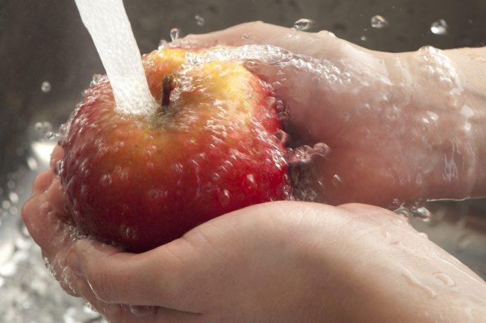 The aim of this invention is to detect the presence of pesticides in our fruits and vegetables

