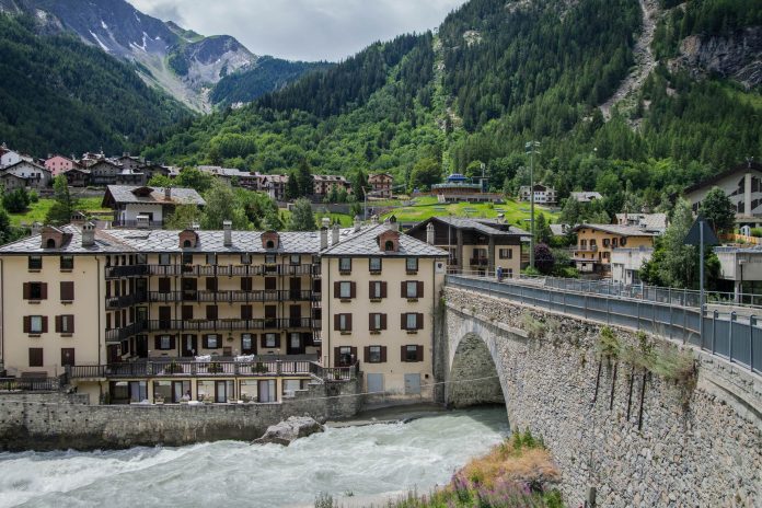 To attract tourists this summer, this Italian mountain resort relies on the sounds of nature


