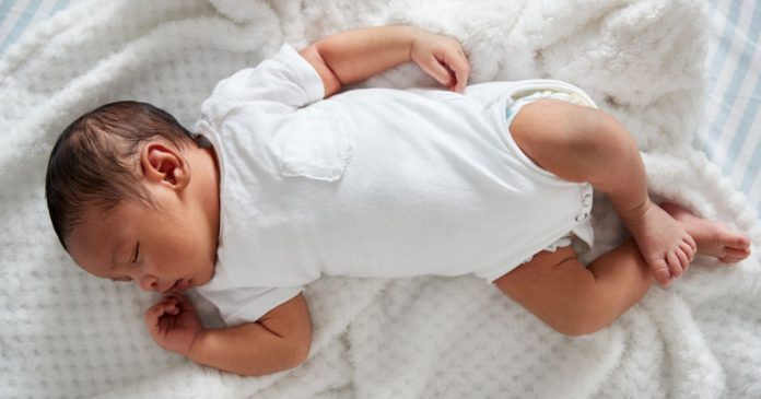 Heat wave: how do you dress a baby at night when it is (very) hot?

